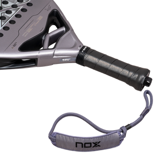 NOX AT10 Genius 18K by Agustin Tapia Padel Racket + Carrycase - 2027