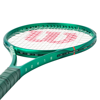 Wilson Blade 104 V10 Tennis Racket - Unstrung - 2026